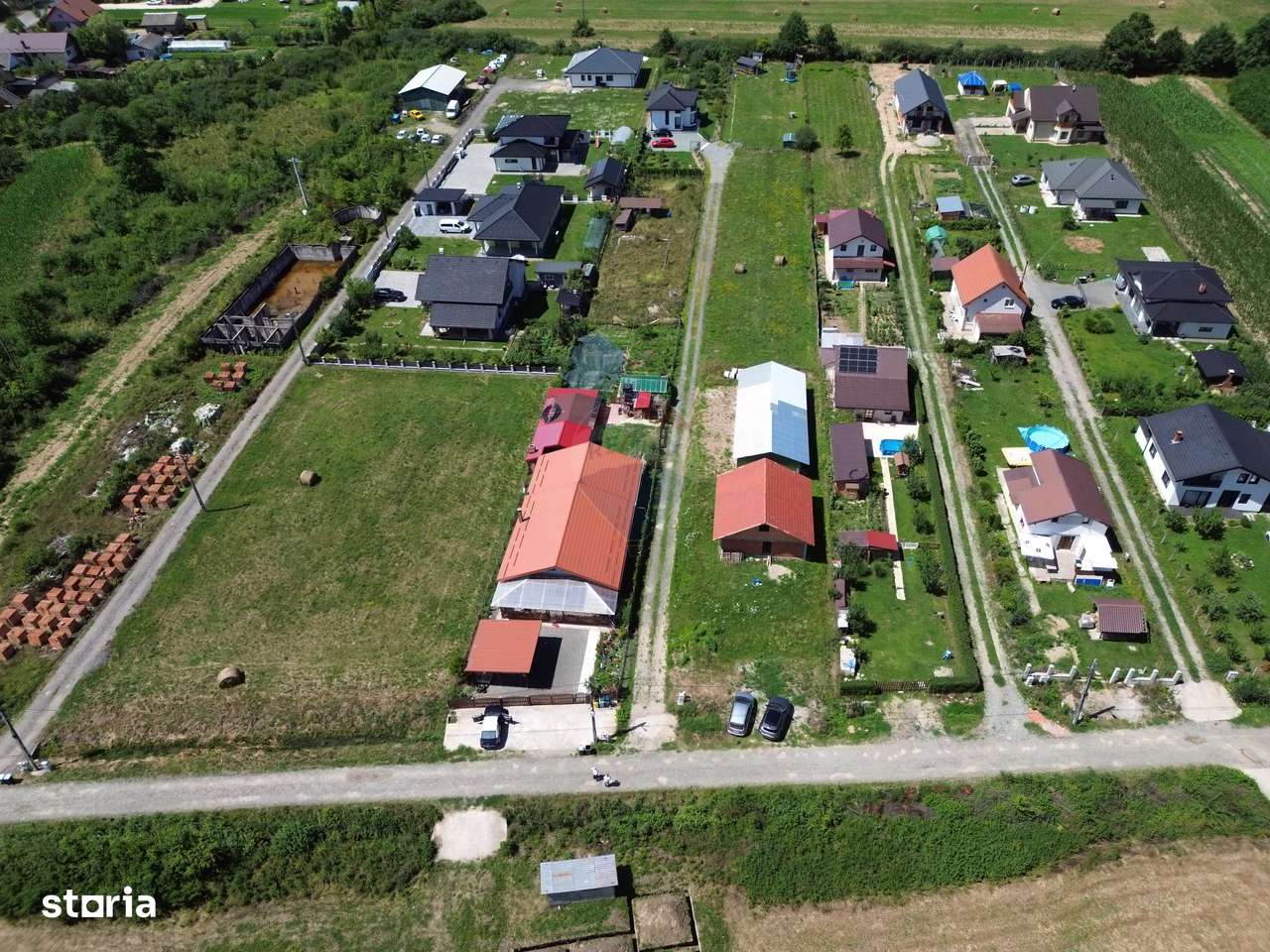 Casa 90m2 cu hala 120 m2 si 8 ari de teren de vanzare in CATALINA - Imagine principală: 5/15