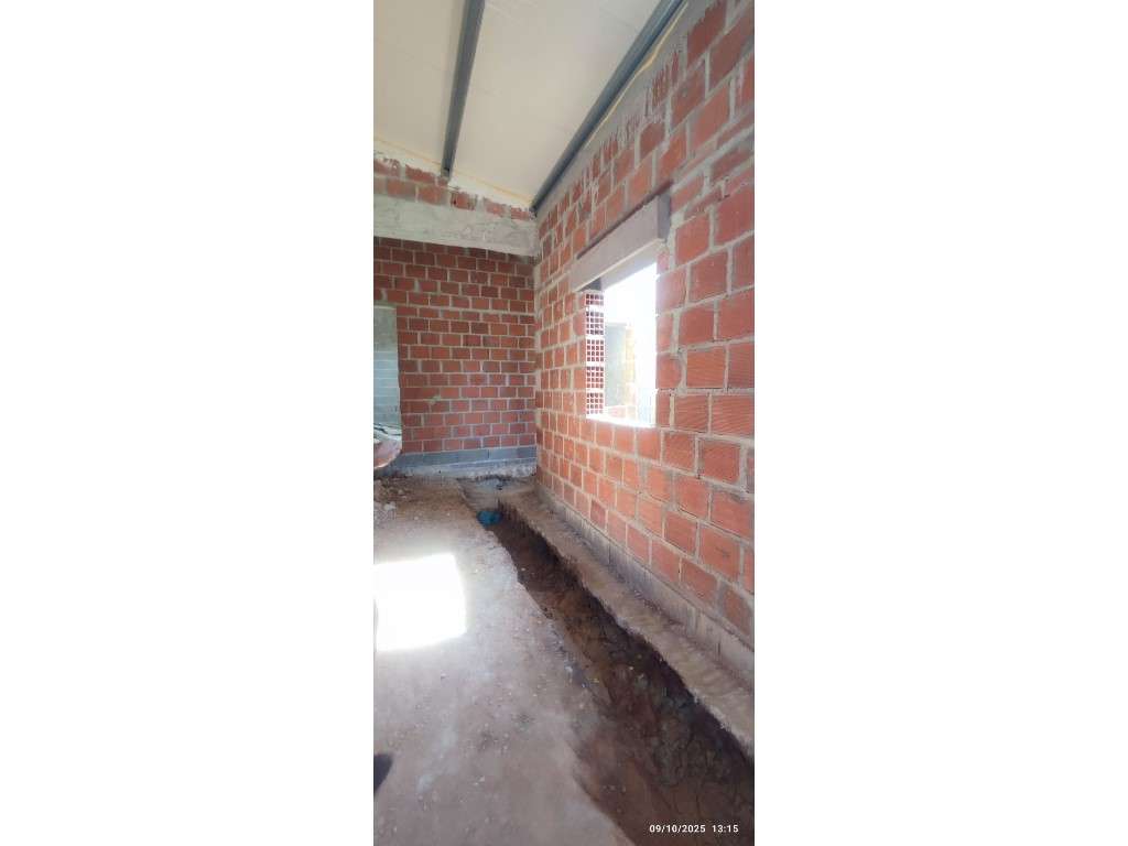 Casa para restauro, excelente oportunidade, com potencial investimento-15