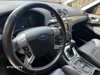 Ford S-Max - 10