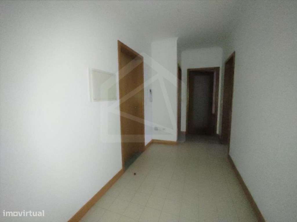 Apartamento T2 em Sanfins - Grande imagem: 5/10