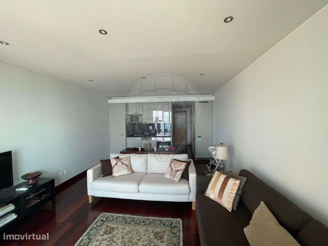 Apartamento T0 para arrendamento - Grande imagem: 3/24