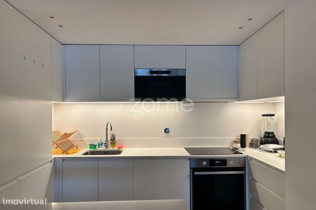 Apartamento Duplex T1+1 com garagem | Mobilado | Pinto Bessa – Bonf... - Grande imagem: 3/12