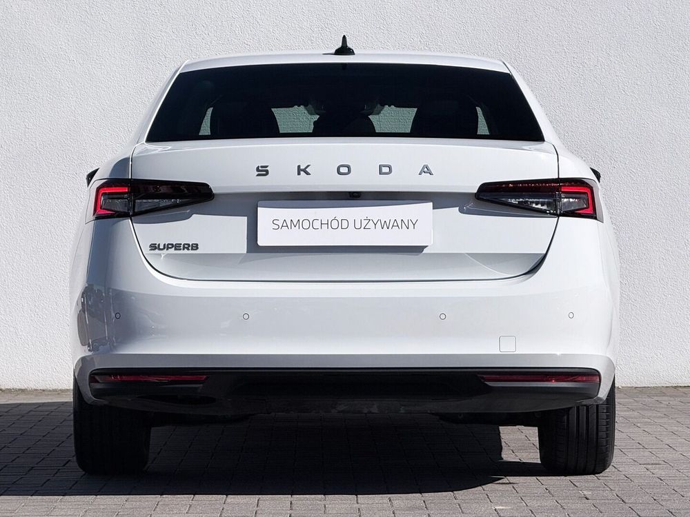 Skoda Superb 2.0 TDI Scr Essence DSG 2024 — zdjęcie 4