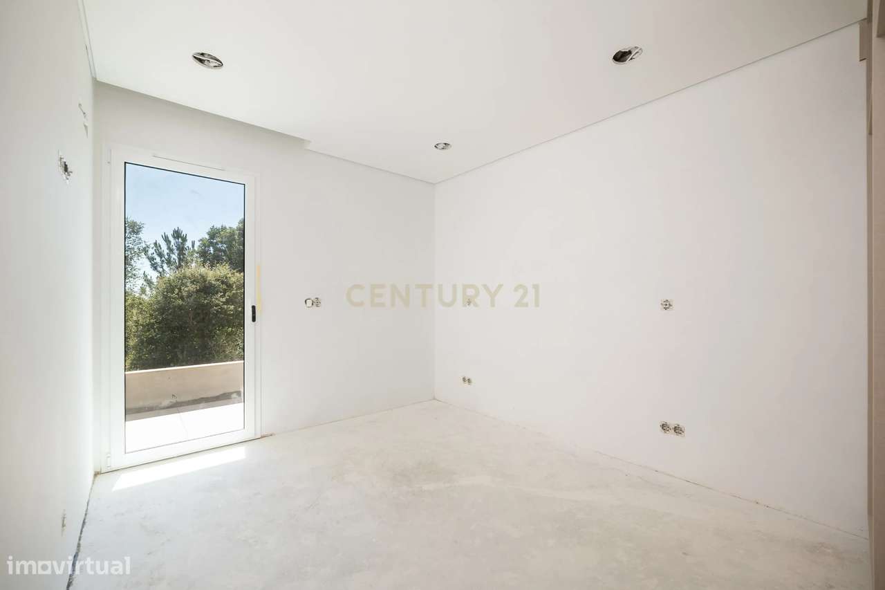 T1 em Construção em Coimbra com Garagem e Terraço-6