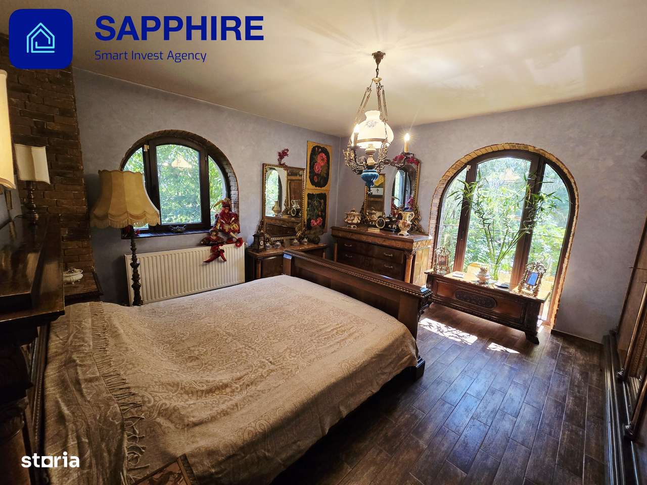 Vilă de lux Otopeni, pentru colecționari, înconjurată de brazi și artă-8