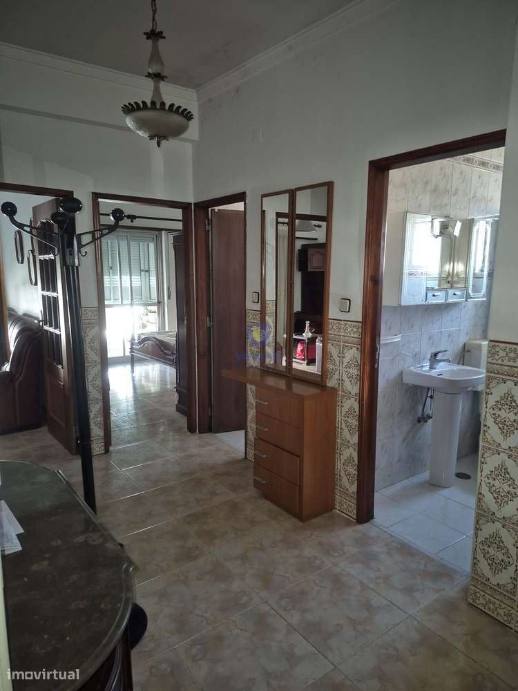 Apartamento T3 na Póvoa de Santo Adrião-16
