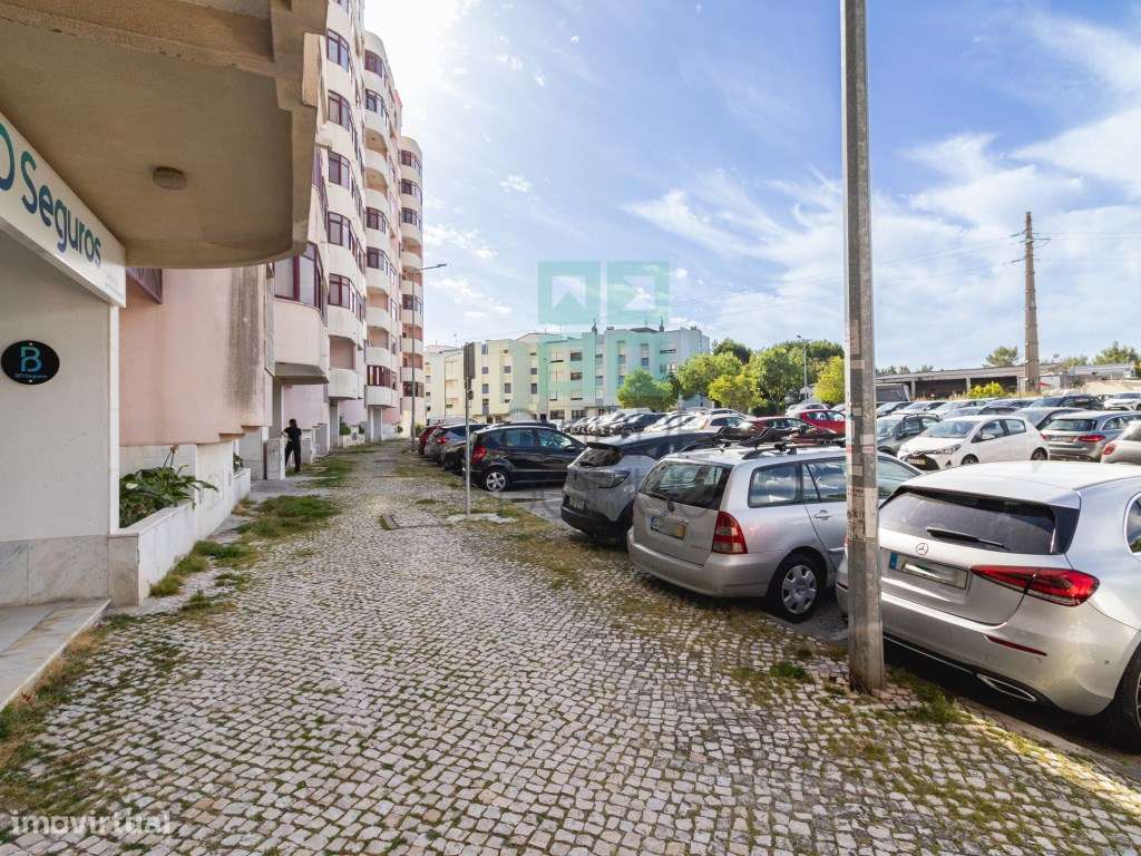 Apartamento T2 em Santa Iria da Azóia-27