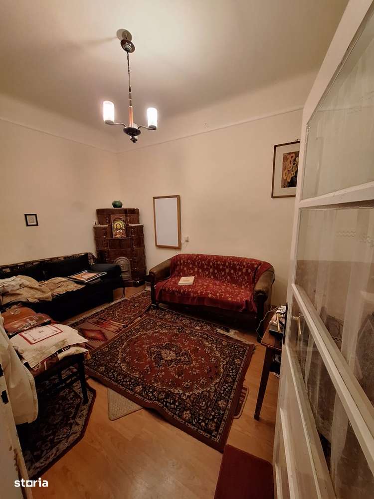 Apartament Spațios la parterul unei Vile – Strada Brassai-0