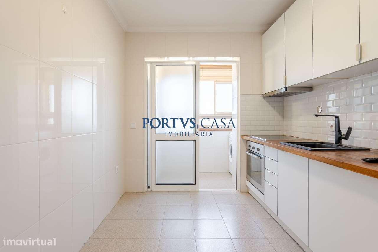 T1 || Garagem e Elevador || Leça da Palmeira-0