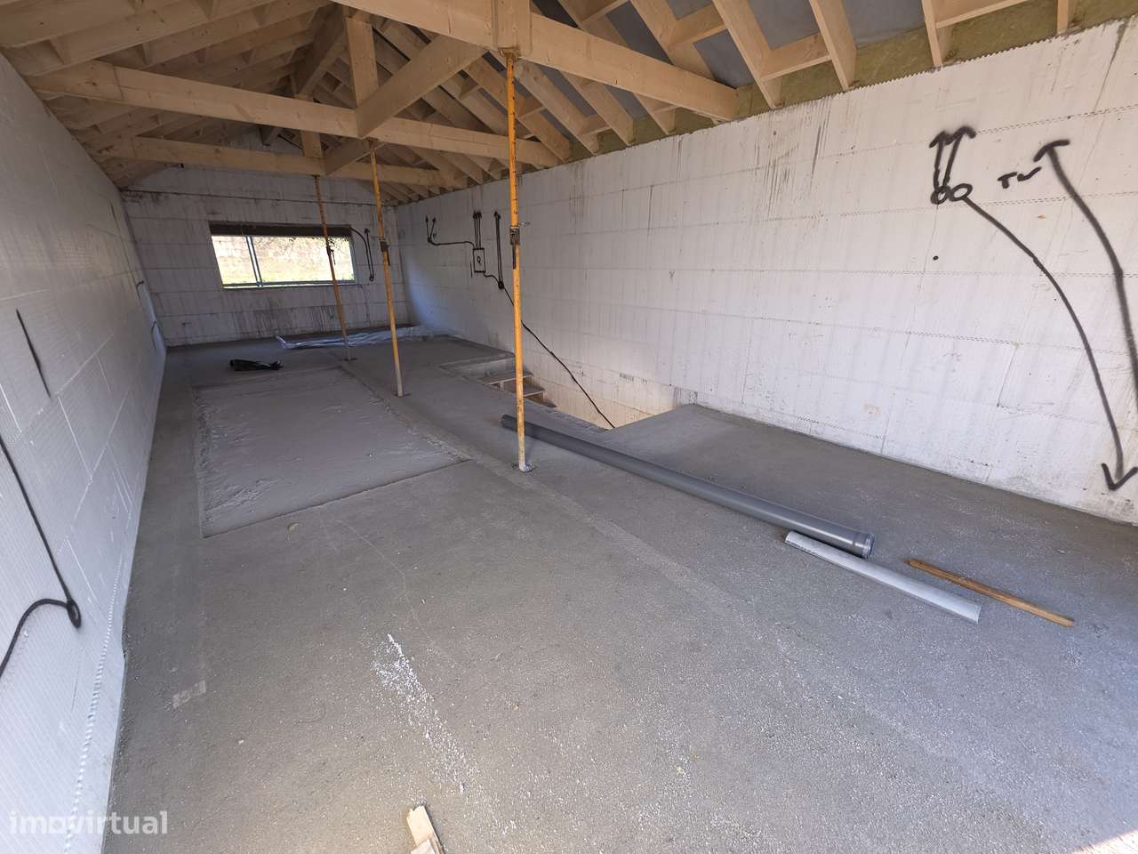 FANTÁSTICA Oportunidade de Negócio – Moradia T2-7