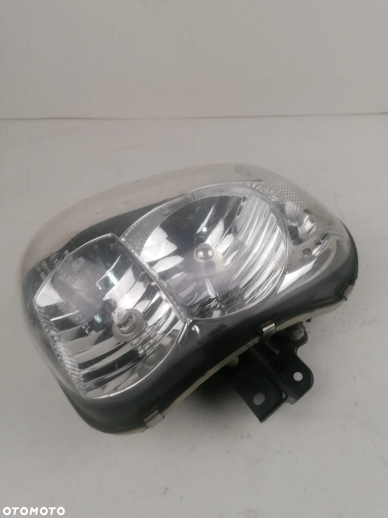 Kawasaki ER6 N lampa reflektor 05-08 - 3