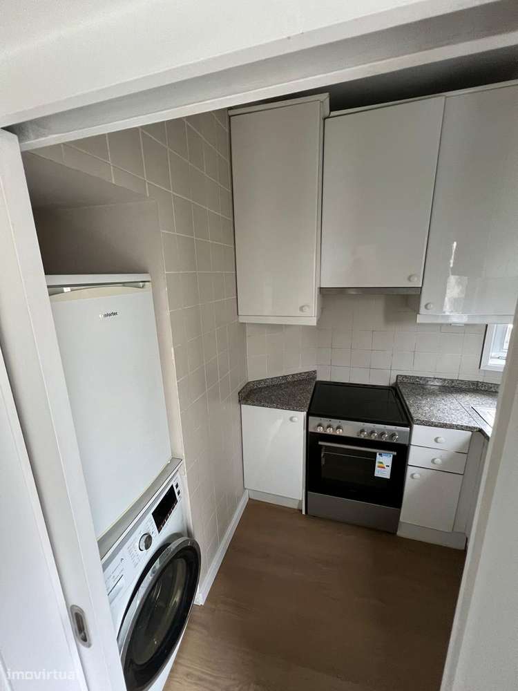 Apartamento T1, mobilado ao Marquês, Porto-10