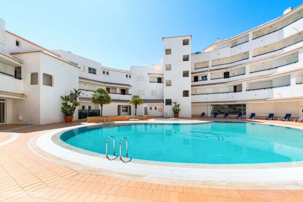 Penthouse Excecional com Amplo Terraço e Vistas Panorâmicas para o Mar-30