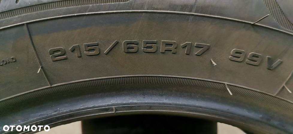 215/65 R17 Goodyear - 6