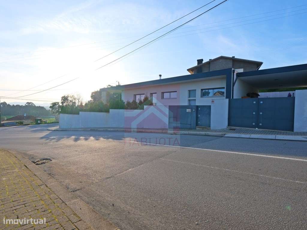 Moradia térrea T4 em Gondomar-44