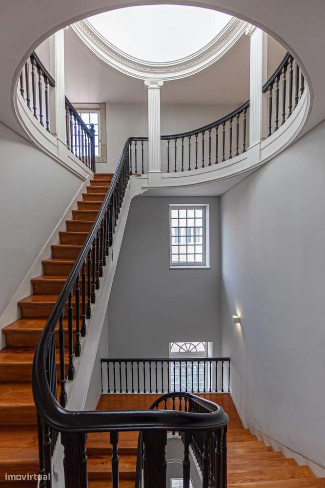 T1 mobilado na rua da Alegria com estacionamento - Grande imagem: 4/21