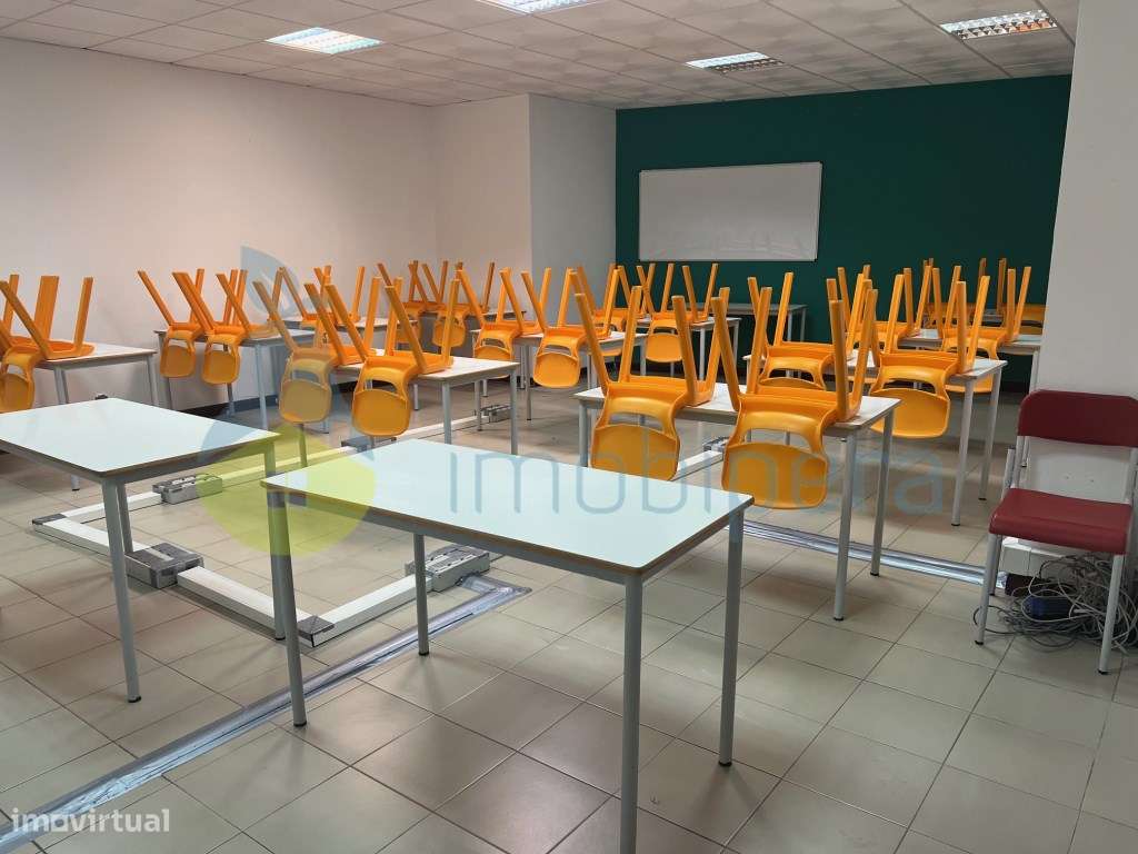 LOJA /ESPAÇO MULTIUSOS EM CERRO ALAGOA-ALBUFEIRA - Grande imagem: 4/12