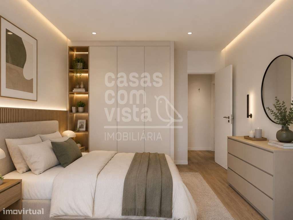 Apartamento T2 Rés do Chão com garagem privativa, e a localização i...-2
