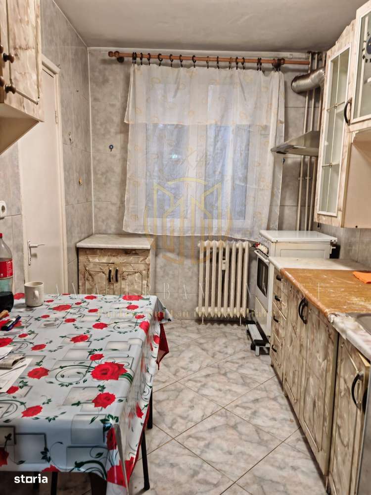 Rahova - Teius | 3 Camere DECOMANDAT | 2 Balcoane | Parter Inalt