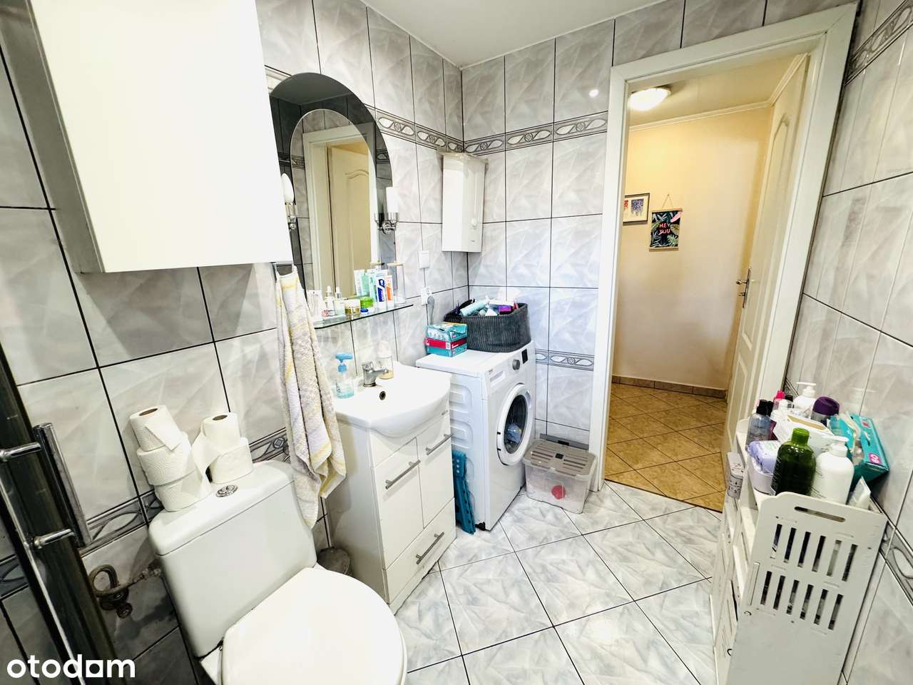 Przestronne mieszkanie z ogródkiem i garażem, Domanice, gm. Mietków-12