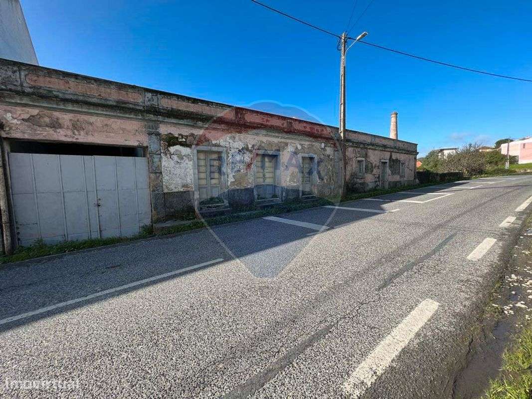 Moradia T8 para venda - Grande imagem: 2/7