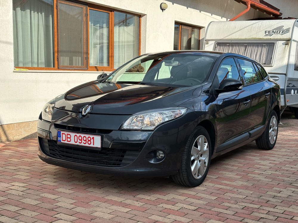 Renault Megane III [2008 - 2016] dCi 110 FAP Expression 2011