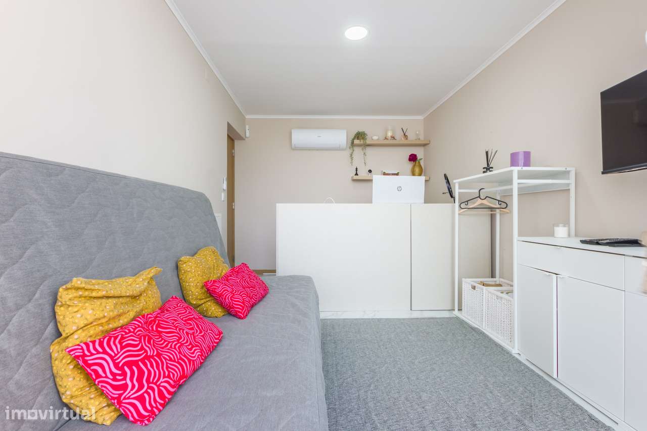 Moradia isolada com piscina aquecida num terreno de 398 m²!-38