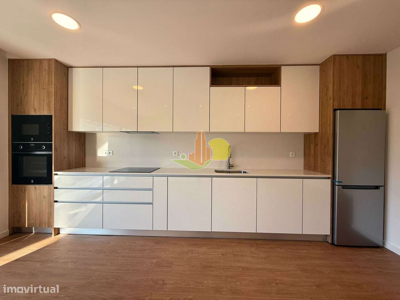 T2k com garagem - Grande imagem: 4/30