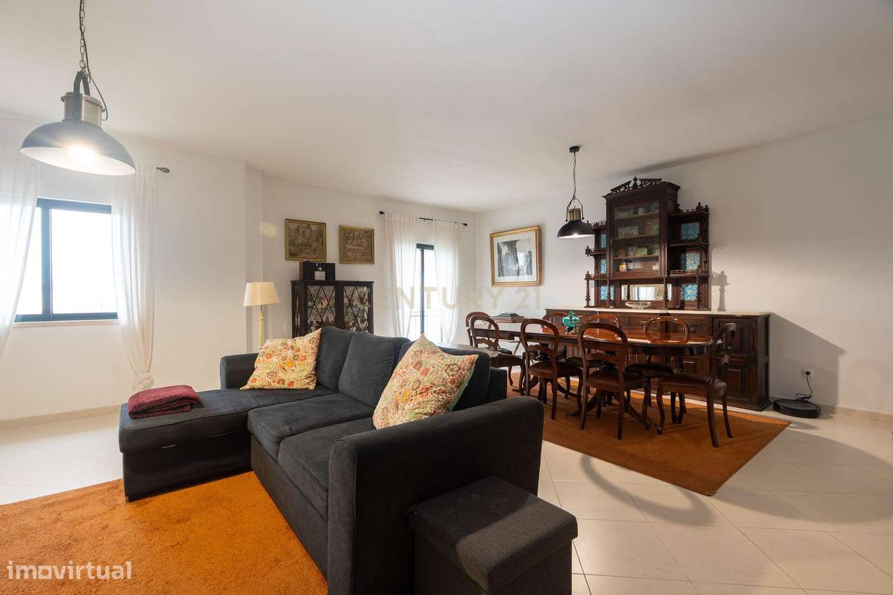 Apartamento T3 com áreas generosas - Grande imagem: 5/45