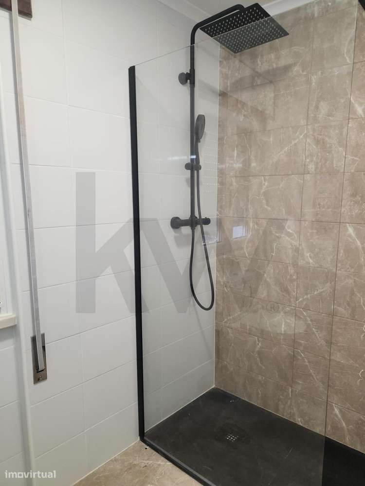 Moradia T2 totalmente remodelada-10