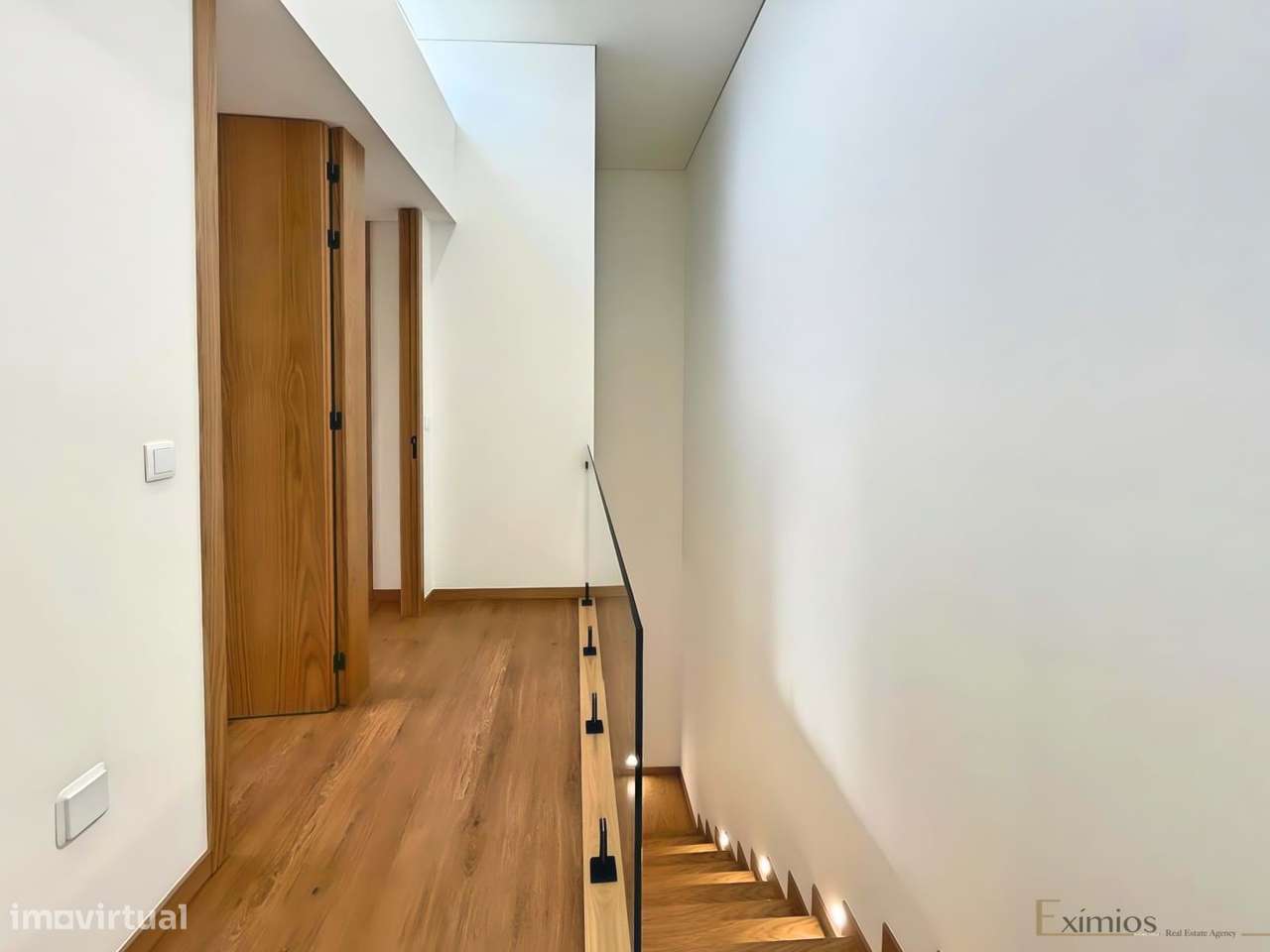 Moradia em banda V2, nova, na 2ª linha, em Aver-o-Mar - Grande imagem: 4/17