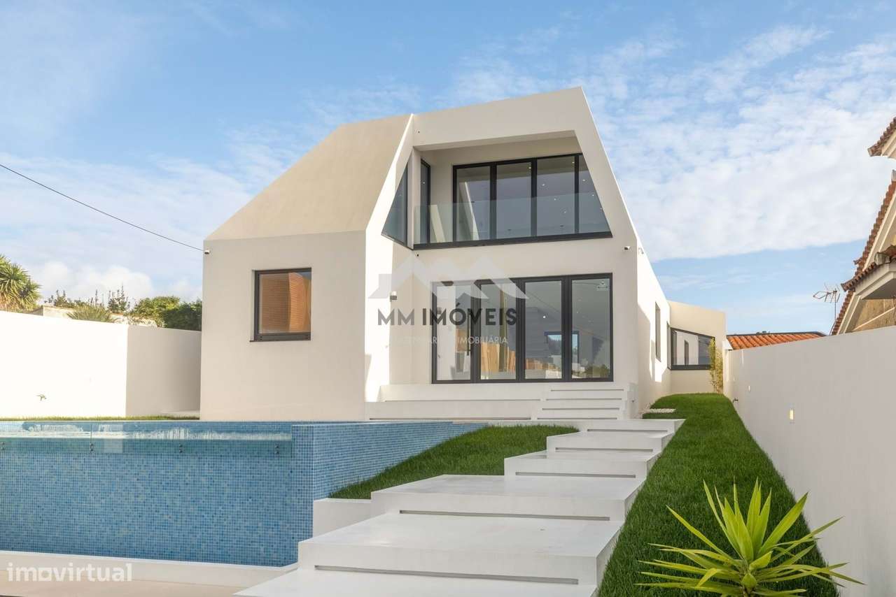 Moradia T3+1 | NOVA | Piscina | Francelos | 4 Frentes | Box | Praia-25