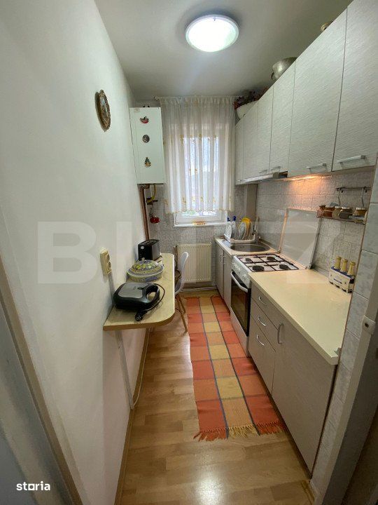 Apartament 3 camere, semidecomandat, 50 mp