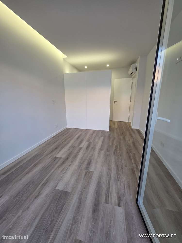 Apartamento T3 Novo com Duas Suites e Varanda — Barosa, Leiria-15