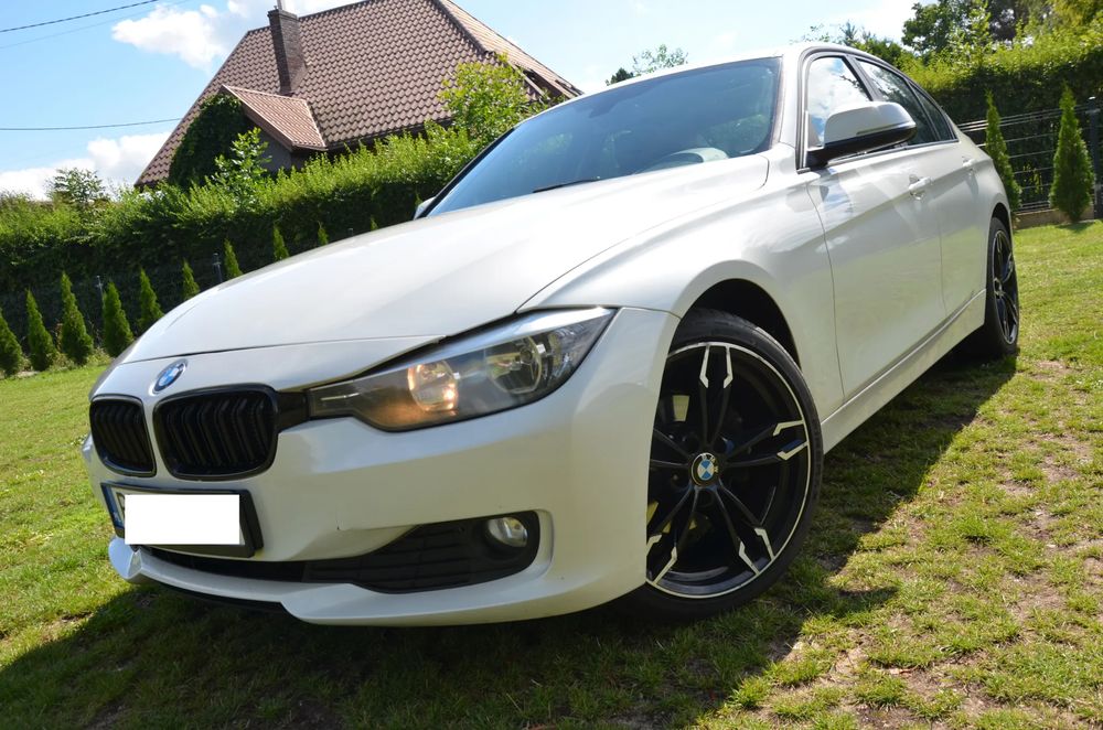 BMW 3 Series F30/F31 (2012-2020) 316d Luxury Line 2014