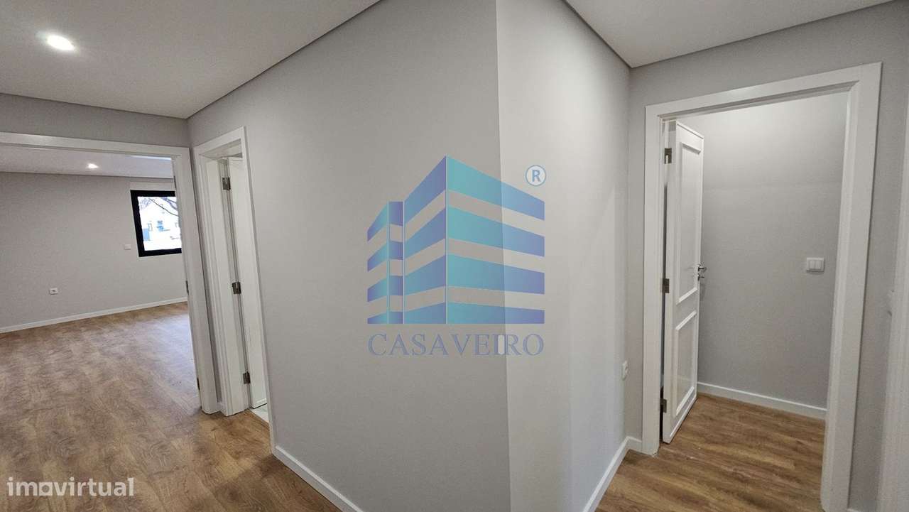 Apartamento T2+1 com terraço em Esgueira-6