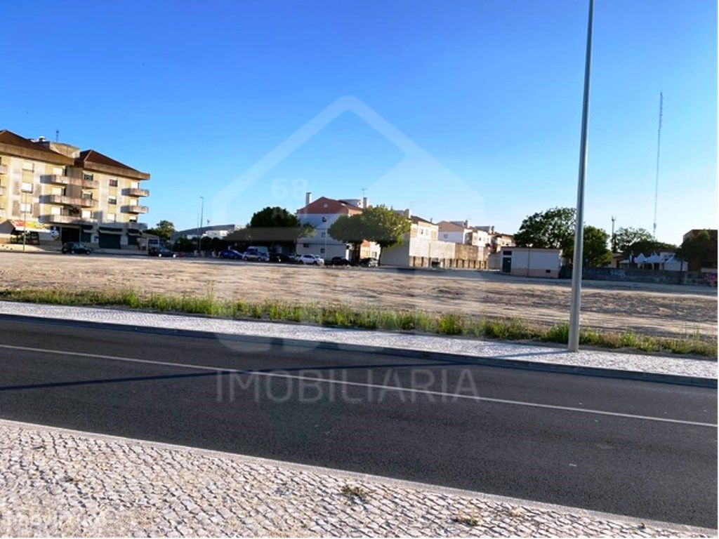 Terreno Urbano em Samora Correia