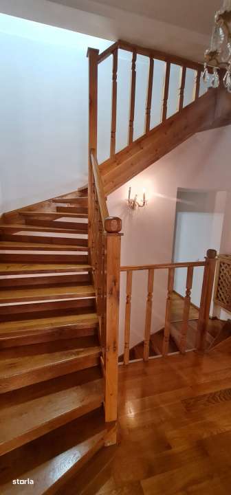 Casa /Vila Lacul Tei D+P+1+M Renovata-11