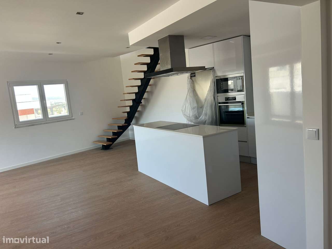 T3 +1 Duplex NOVO no Empreendimento Varandas do Pinheiro-3