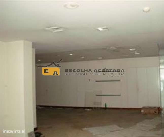 Loja antiga dependência bancaria - Grande imagem: 4/5