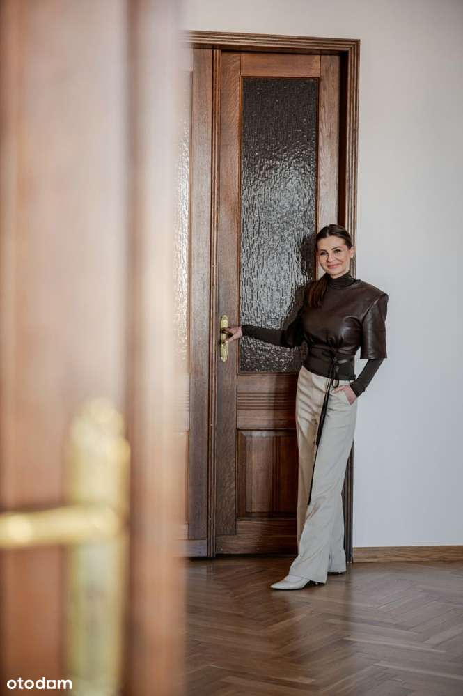 Wyjątkowy apartament w odrestaurowanej kamienicy - Pełny obrazek: 2/20