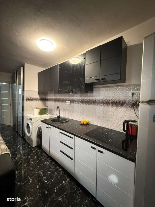 Casa cu 2 camere, 60 mp, zona semicentrala - Imagine principală: 2/7