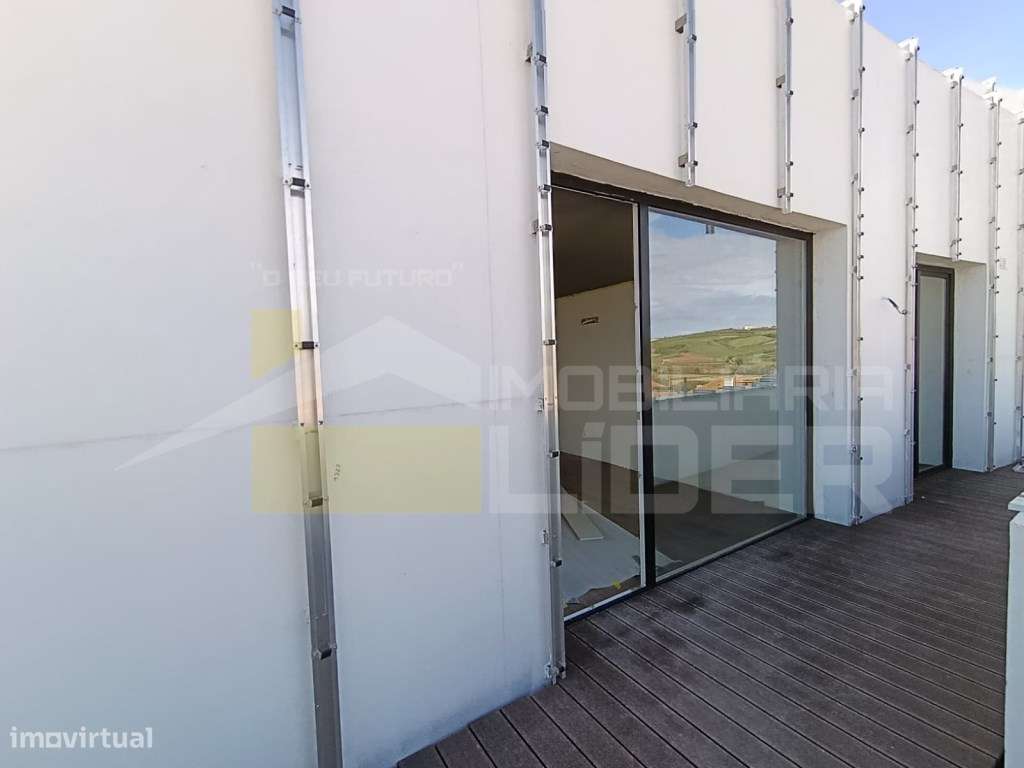 T4 penthouse duplex na Lourinha-10