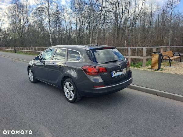 Opel Astra IV 1.6 CDTI Sport - 3