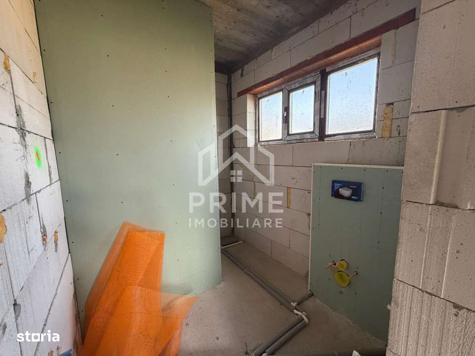 CASA LA ROSU DE VANZARE (ZONA AMPOI 3)  290 MP UTILI - 500 MP TEREN. - Imagine principală: 5/13