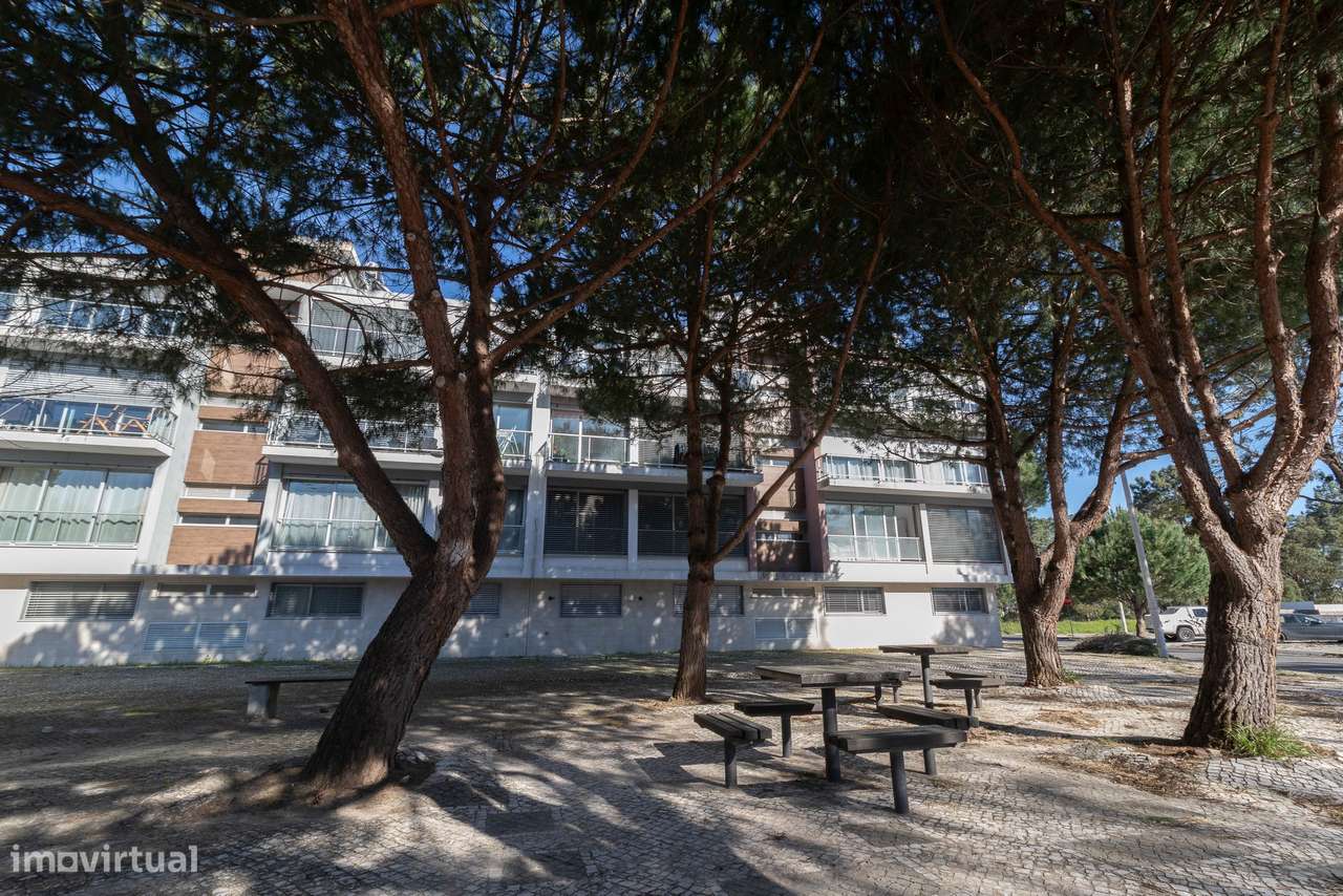 Apartamento T2 Venda em Santo António da Charneca,Barreiro-5