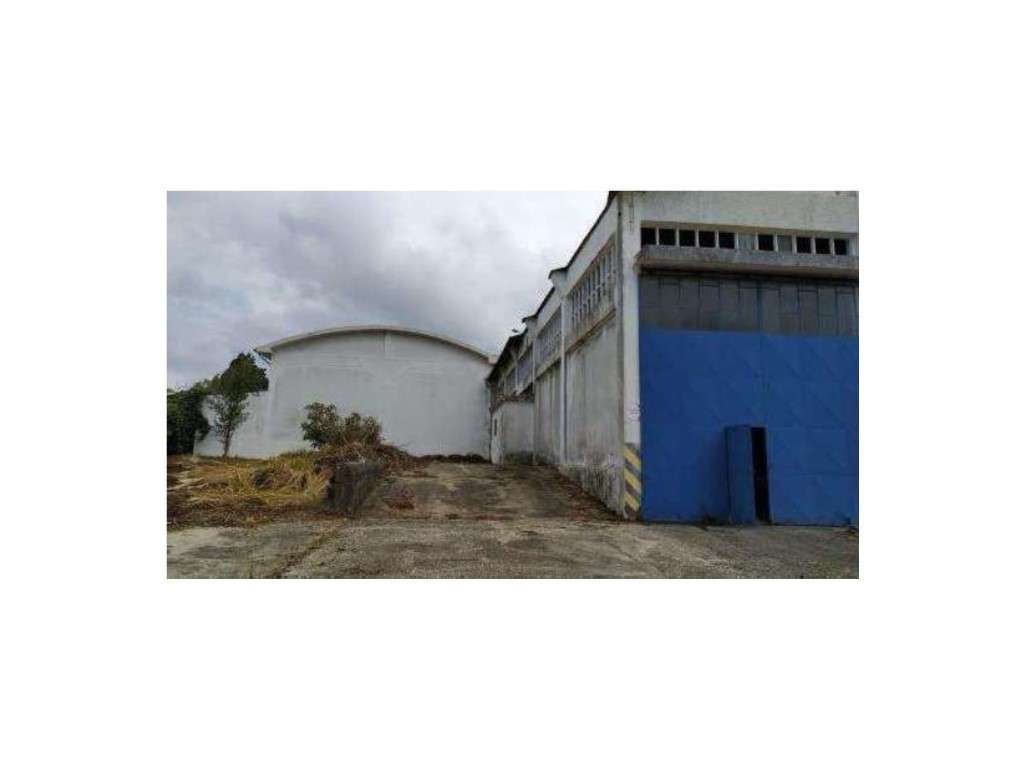 Armazém em Santa Maria de Lamas - Santa Maria da Feira - Grande imagem: 4/10