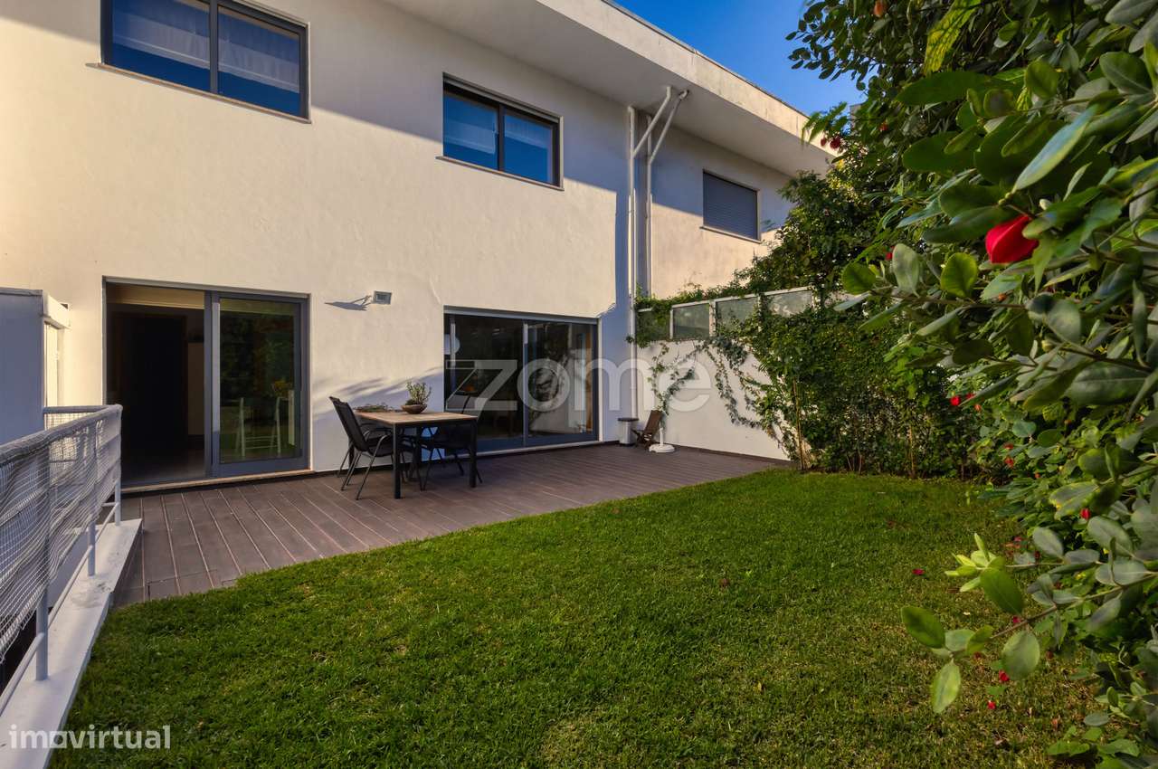 Moradia T4 com 4 suítes, na Rua Gomes Teixeira, Matosinhos-22