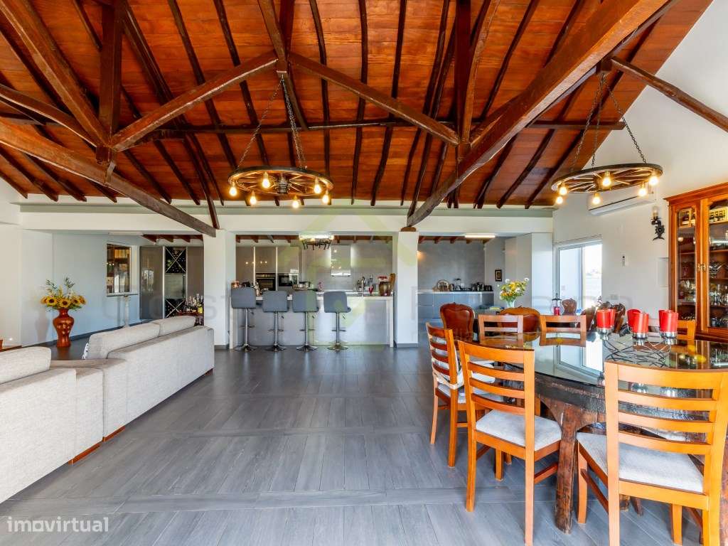 Quintinha T5 inserida em terreno com 1450 m2 junto às praias do Oeste! - Grande imagem: 5/60