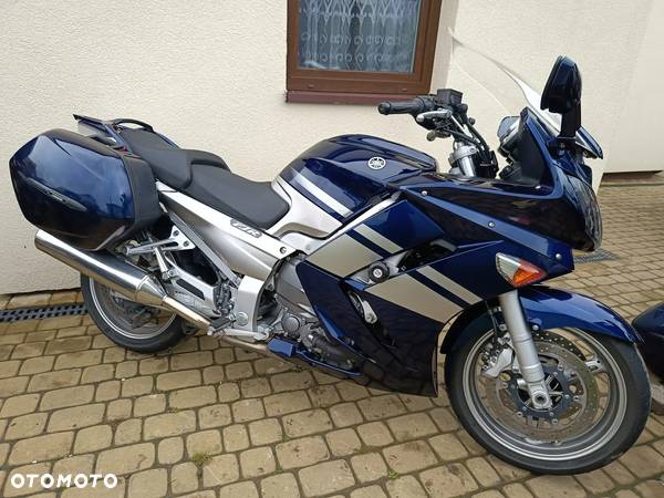 Yamaha FJR - 2